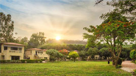 Manu Maharani Resort