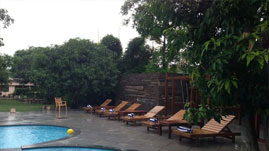 Corbett Wild Iris Spa & Resort